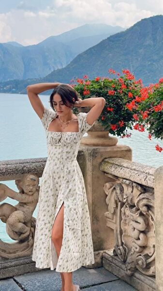 Bahar Düğünü Kombinleri ve Işıltılı Takı Seçenekleri